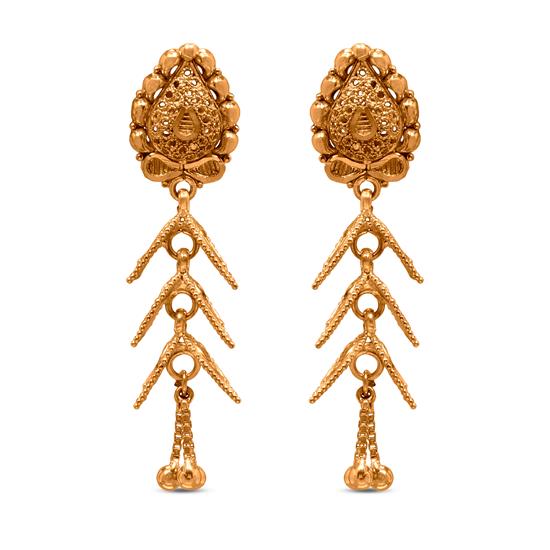 Buy Aayat Earrings Online in India | Zariin