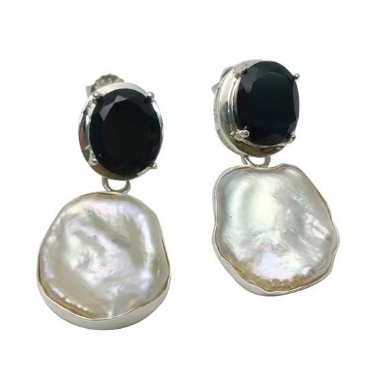 Black spinel and pearl Earring