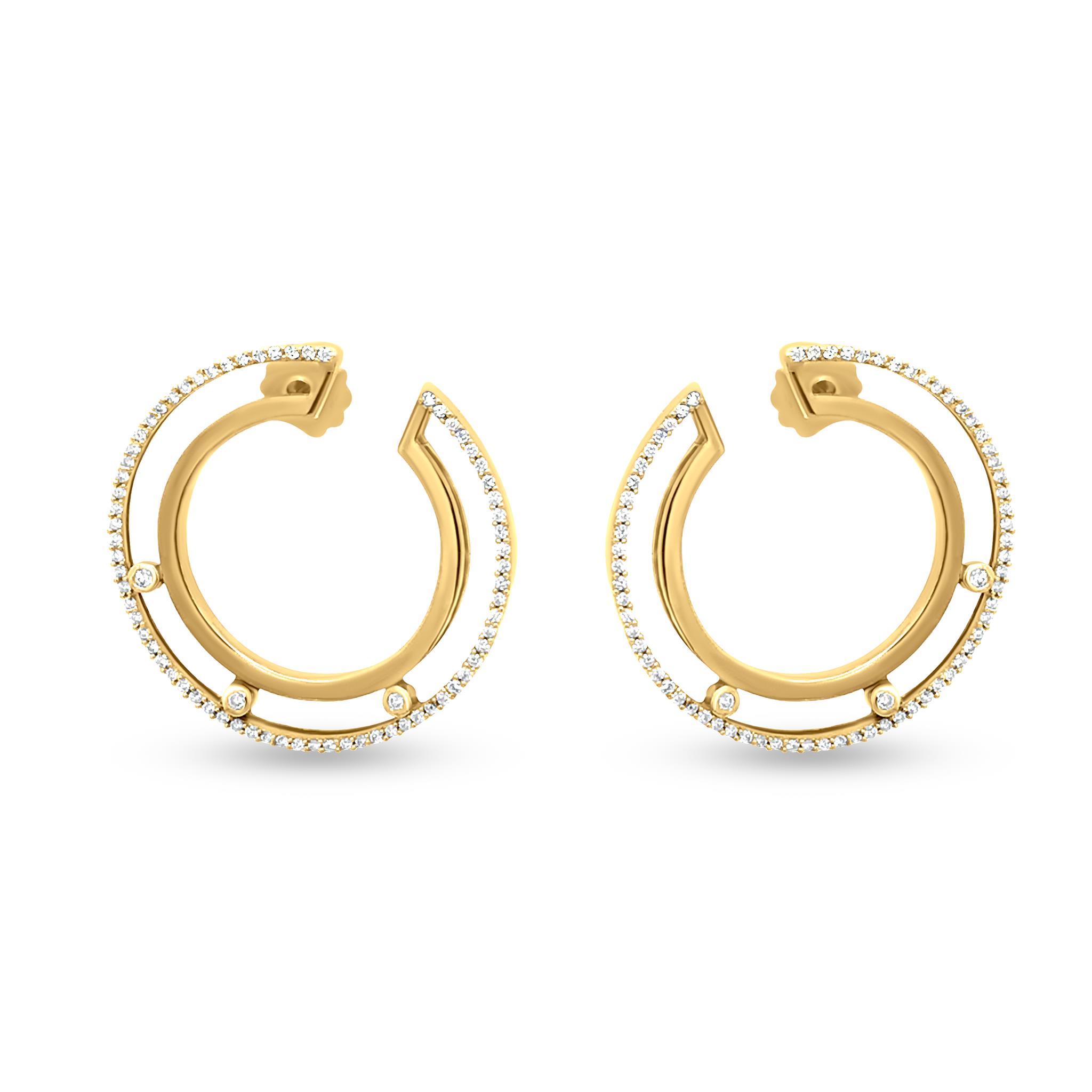 Sculpted Cable Hoop Earrings in 18K Yellow Gold, 14.4mm | David Yurman